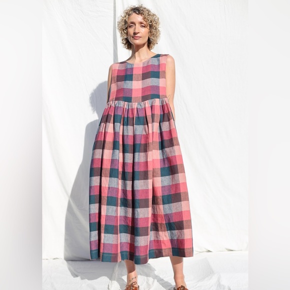 Linen check sundress - Picture 4 of 11